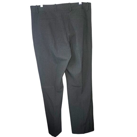 Tahari Charcoal Gray White Pinstriped Blazer Pants Suit 2pc Set Size 10 - Picture 6 of 7